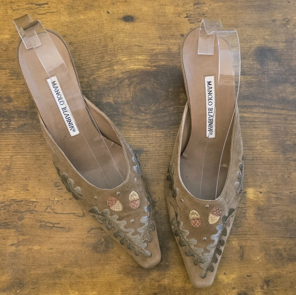 Manolo Blahnik Brown Embroidered Heels